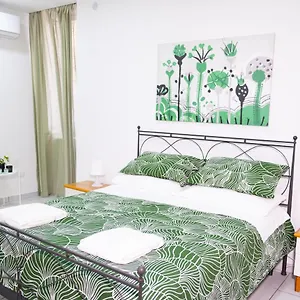 https://le-dimore-di-emilia-casa-bea.hotels-amalfi.com