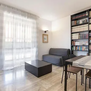 https://appartamento-comodo-luminoso-e-accogliente.italymilanhotels.net